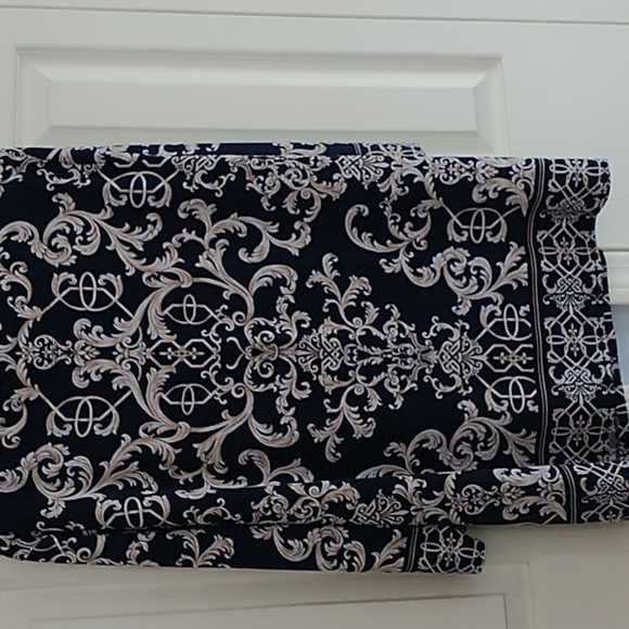 JM Collection Navy Tan Classic Print V Neck Pullover Top XL - Picture 3 of 12